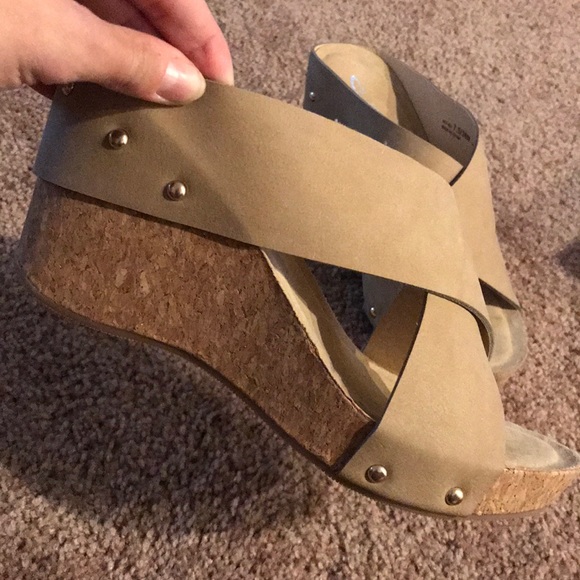 Wedges - Picture 2 of 3